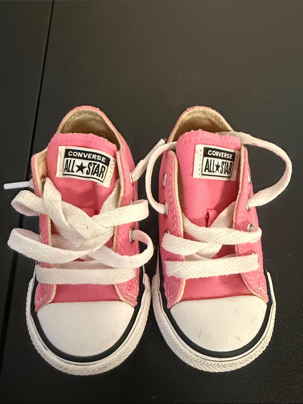 Converse Kids Pink Canvas Low-Top Sneakers with White Accents LIGHTLY WORN 5C